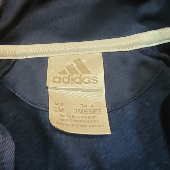 Adidas track suit set - Picture 11 of 11